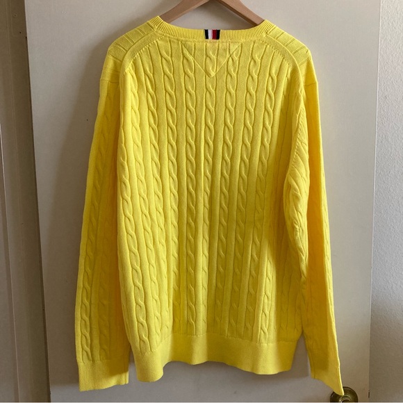 Tommy Hilfiger Round Neck Pullover Swatter - Picture 3 of 9